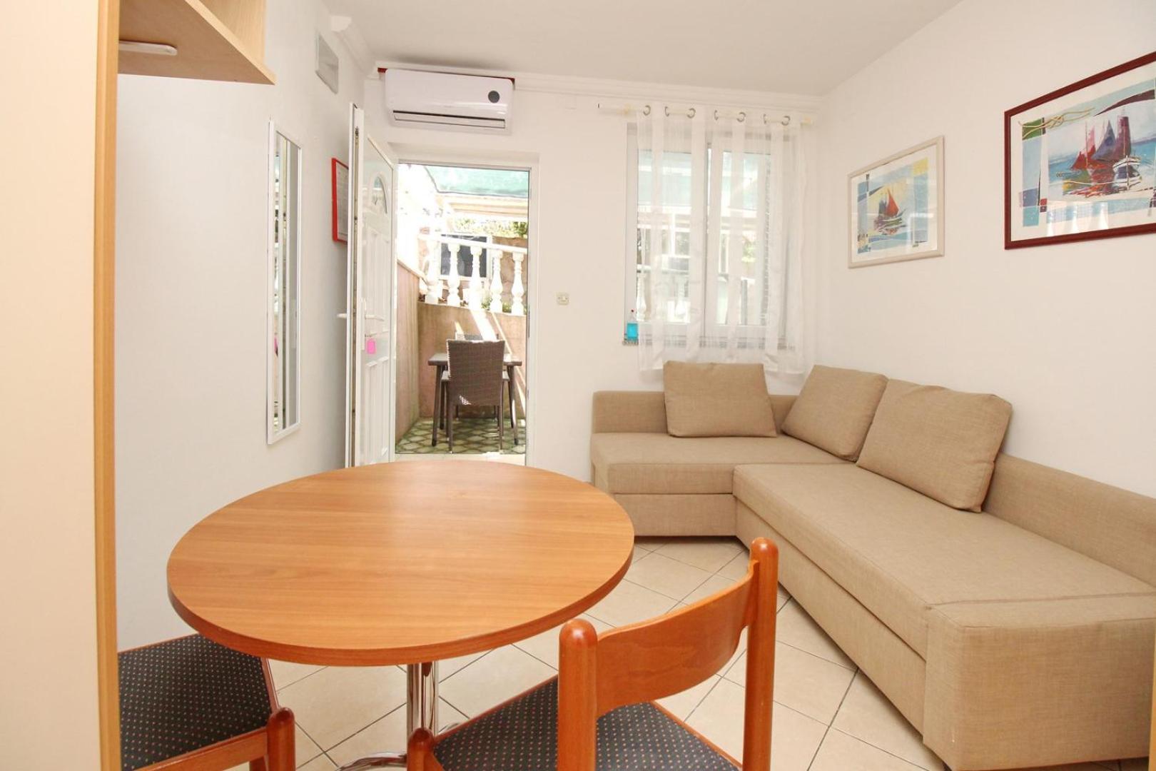 Apartments Lovincic บัชกา ภายนอก รูปภาพ
